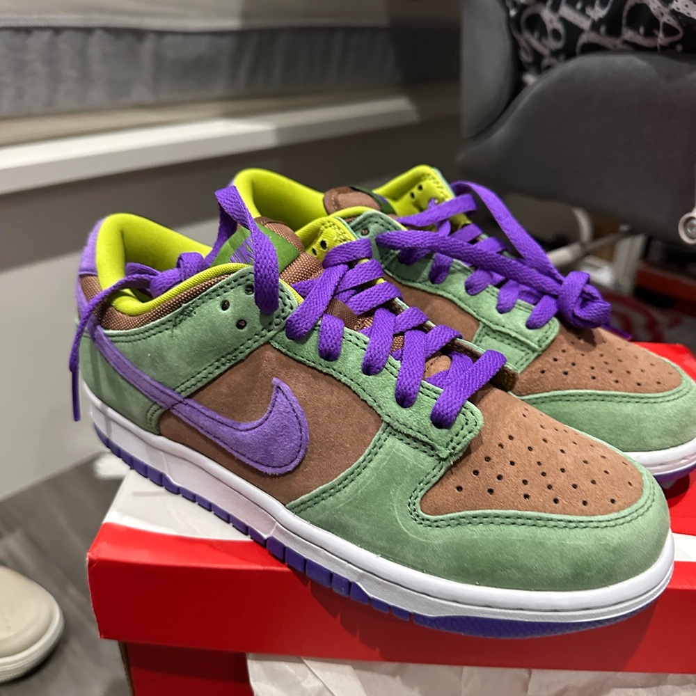 Nike Green and Brown Sneakers with Purple Laces